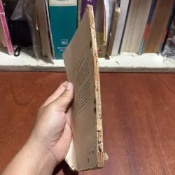[Chỗ Ghim Bị Mục Và Tách Giấy] - II Sách 7x: Vùng Rừng Âm Vang - Hà Đình Cẩn - 1979 1012880
