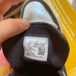 Pass lại Air Jordan Authentic mới mua 17272