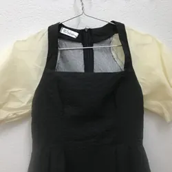 Đầm cổ vuông tay voan bồng size S 695941