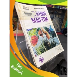 (TẶNG BOOKMARK) Chiếc khắn màu tím mới 50% ố nặng rách gáy rách trang cuối có dấu mộc và viết nhẹ trang đầu 1995 Huỳnh Thảng RBK0906 SÁCH VĂN HỌC