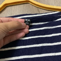 Áo thun tay dài hãng Uniqlo 20464