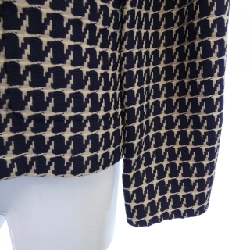 Áo khoác CHANEL P17760W02763 01P - Hàng hiệu Authentic 821418