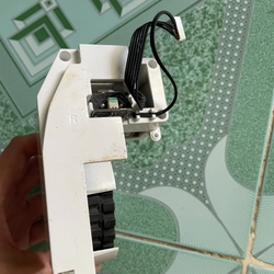 Bánh xe phải cho neabot n2 lite 499477