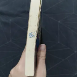 "Mối tình đầu" - Veronique Olmi 1026587