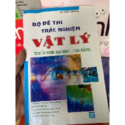 Bộ Đề Thi Trắc Nghiệm Vật Lý (Tuyển Sinh Đại Học - Cao Đẳng) - Lê Văn Thông 2007 Tham khảo - luyện thi VAVO-AK1T1 Rebooks.vn