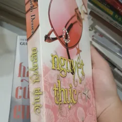 Cuốn sách "Nguyệt Thực" (Along for the Ride) của tác giả Sarah Dessen 👣 691432