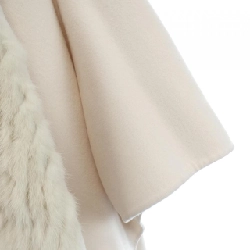 【Mã giảm giá】Poncho FENDI 644936