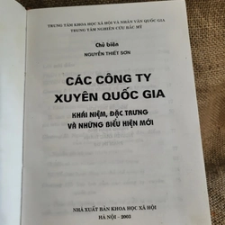 Các công ty xuyên quốc gia (bìa cứng) 306504