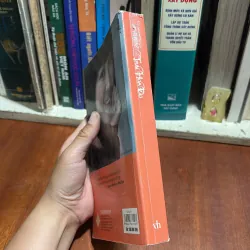 [Ruột Sách Có Gạch Và Note Bằng Bút Chì] - Tiểu Thuyết, Trinh Thám, Kinh Dị: Trại Hoa Đỏ 927231