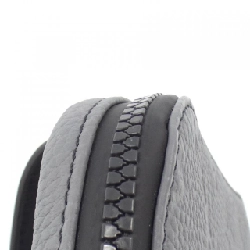 Túi đeo vai Avenue Sling Bag M59926 Day Break (Monogram Trianon) của Louis Vuitton 610241