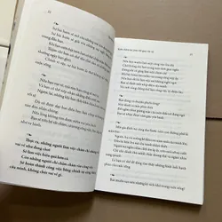 Bước chân chậm lại giữa thế gian vội vã (lỗi gáy góc trên) 731530