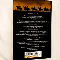 Lancelot: ‘A Masterpiece’ Said Conn Iggulden (bìa cứng, khổ lớn) 747948