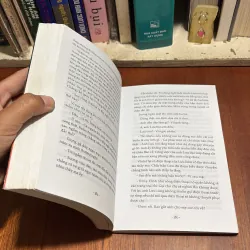 [Ruột Sách Có Gạch Và Note Bằng Bút Chì] - Tiểu Thuyết, Trinh Thám, Kinh Dị: Trại Hoa Đỏ 927231