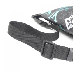 Túi đeo chéo Louis Vuitton Monogram Eclipse (LV Graffiti Veil) Discovery Bum Bag PM M21397 - Hàng hiệu Chính hãng 767951