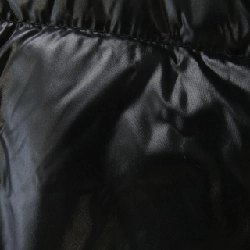 Áo khoác lông vũ MONCLER 642867