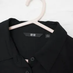 [Mới cắt tag ] Uniqlo -Sơ Mi Đen size L cho nữ 681054