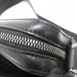 Túi đeo chéo Louis Vuitton Monogram Eclipse Reverse Trio M69443 613205