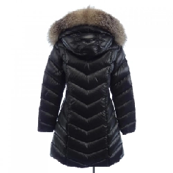 Áo khoác lông vũ MONCLER 639218