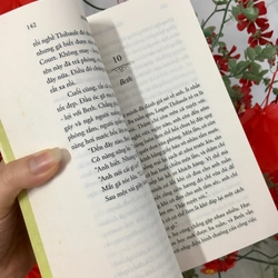 Tiểu thuyết Kẻ may mắn Nicholas Sparks 478797