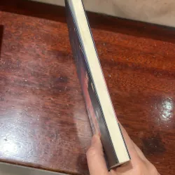 Chúng ta là những đứa trẻ cô đơn - DƯA HẤU HẠT TÍM - người trẻ việt - tản văn  1029375