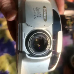 máy ảnh film point-and-shoot Konica Z-up 140 Super 787555