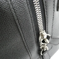 Túi Boston Louis Vuitton Taiga Nikolai M31132 614901