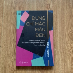 Đừng chỉ mặc màu đen 330540