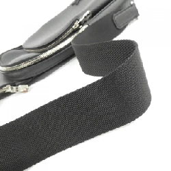 Túi đeo chéo Louis Vuitton Taiga Avenue M30863 612502