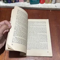 [Sách 8x] - II Văn Học Lịch Sử: Người Phụ Nữ Mới - 1985 797584