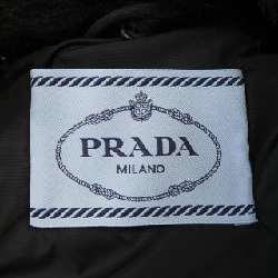 Áo khoác lông vũ PRADA với logo hình tam giác 29X808 S202 1WQ8 629569
