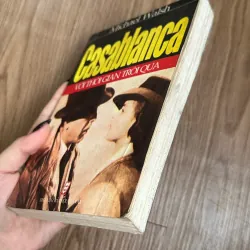 Casablanca - Với Thời Gian Trôi Qua - Michael Walsh 788617