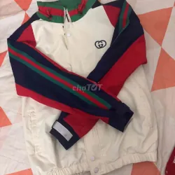 áo gió gucci