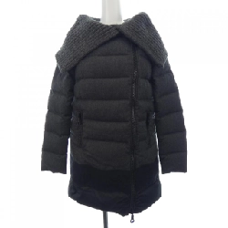 Áo khoác lông vũ MONCLER