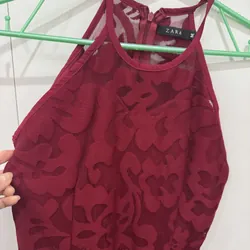 Váy yếm nữ màu đỏ đô còn mới 90% size M 708911