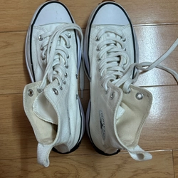 converse trắng like new no box size 39