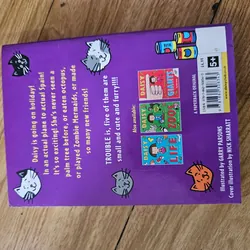 Daisy and the trouble with kittens 
 739469