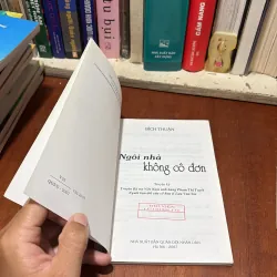 II Truyện Ký: Ngôi Nhà Không Cô Đơn - Bich Thuận - 2007 785628
