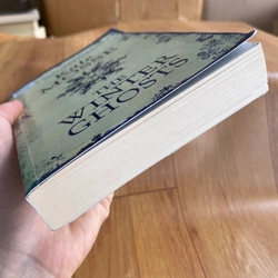 (Tiếng Anh) The Winter Ghosts - by Kate Mosse - Lion Bookstore Sách ngoại văn cũ 469444