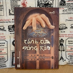 Sách – Cánh cửa đóng kín, Mới 97%, tặng kèm Bookmark, Postcard Tô Màu