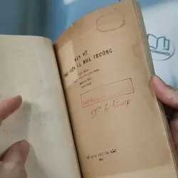 [XƯA] Bàn Về Thư Viện Và Nhà Trường (1986) - Văn Hải 775986