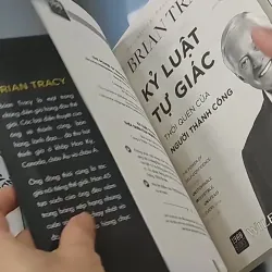 Kỷ Luật Tự Giác - Thói Quen Của Người Thành Công 705588