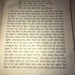 Thơ Hồ Chí Minh Và Lời Bình 971711