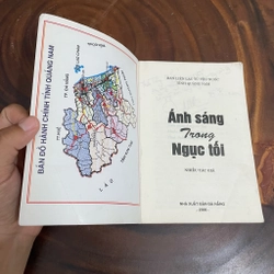 II Tựa sách: Ánh Sáng Trong Ngục Tối - Nhiều Tác Giả - 2000 463038