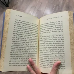 Chuyện Trò- Tác giả : Cao Huy Thuần- Sách lưu kho, giấy xốp có ố (STB/TSHatCai) 587566