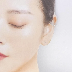 K10WG Khuyên tai một bên - Hàng hiệu Chính hãng 872919