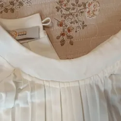 Áo trắng cổ trụ xếp li ngực 1013619