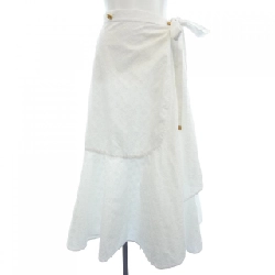 Chân váy cuốn Monogram Relief của Louis Vuitton FNSK18AQV - Hàng hiệu Authentic