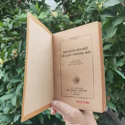 Nhà Buôn Nên Biết Về Luật Thương Mại - Trịnh Đình Thảo 730584