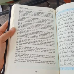 Thiên Kình Qur'an Và Bản Dịch Ý Nghĩa Nội Dung Bằng Việt Ngữ  992478