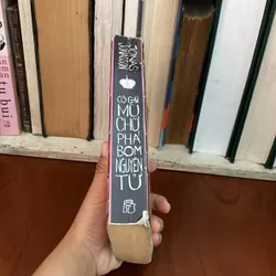 II Tiểu Thuyết: Cô Gái Mù Chữ Phá Bom Nguyên Tử - JONAS JONASSON - 2018 576365